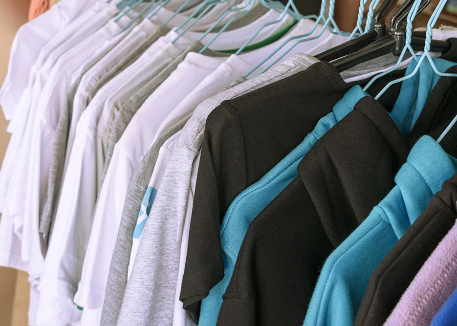 61bba2f64fd405e0b5436db5_hoodies-and-t-shirts2
