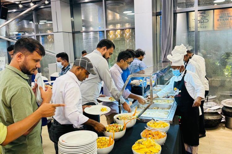 Mr Chef Catering Service 6 1000044714
